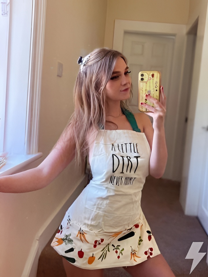 Элеонора привлекательная девушка из Одинцово цена от 4000 руб