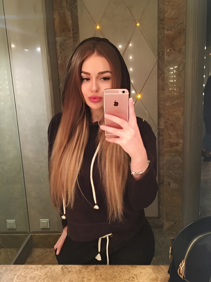 Сарра привлекательная девушка из Одинцово цена от 2500 руб